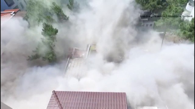 Top News - 6 kg tritol i llojit C4/ Shembet pallati 6 katësh në Durrës