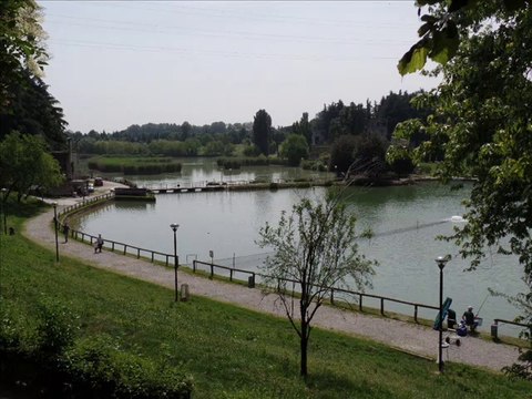 PARCO DEL LAGO NORD (PADERNO DUGNANO, MILANO, ITALY)
