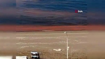 Kurşunlu’da deniz turuncuya döndü