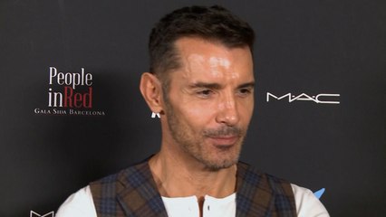 Jesús Vázquez se queja de las mascarillas tiradas en el suelo