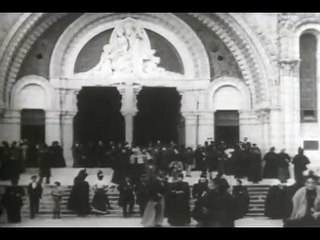 Download Video: Lourdes, procession, I (Procesión a Lourdes I) [1897]