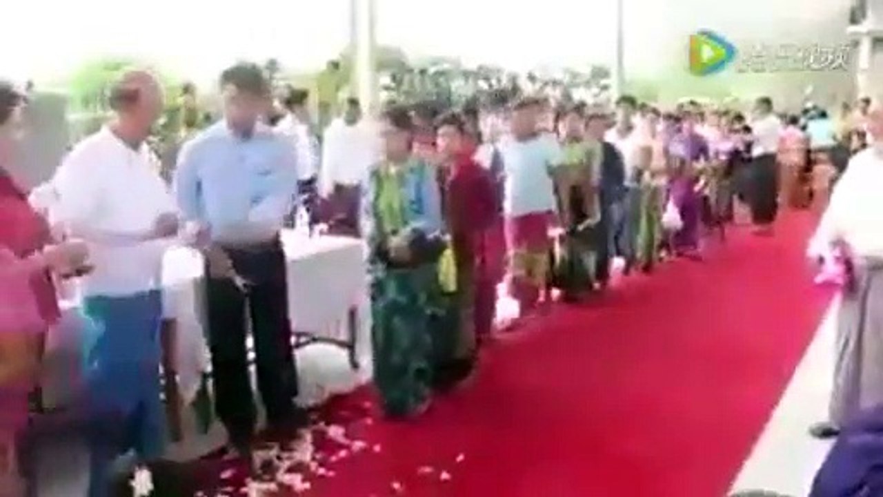 Tỷ phú sắp qua đời chia hết tài sản của mình cho người nghèo