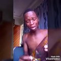 Chàng trai châu Phi bật khóc khi lần đầu ăn kem