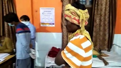 सड़क दुर्घटनाओं में बाइक सवार महिला सहित चार हुए घायल