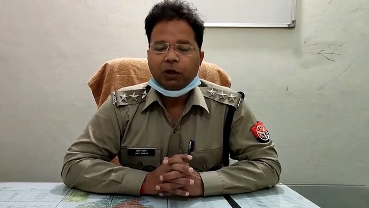 शामली: लॉकडाउन में पंचायत करने के आरोप में 9 ना...