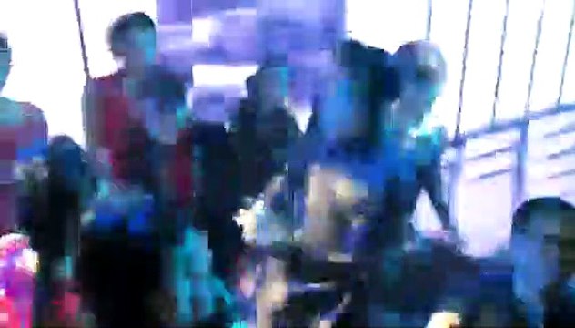 Trấn Thành biểu diễn trong đám cưới với Hari Won (p1)