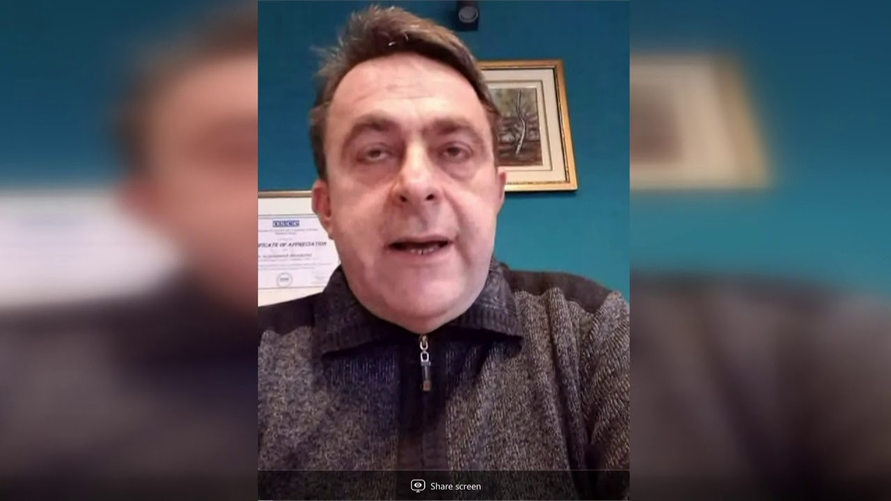 Партиите лицитираат со датум за избори, експерт...