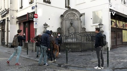 Brussels' mayor offers Manneken-pis a new face mask