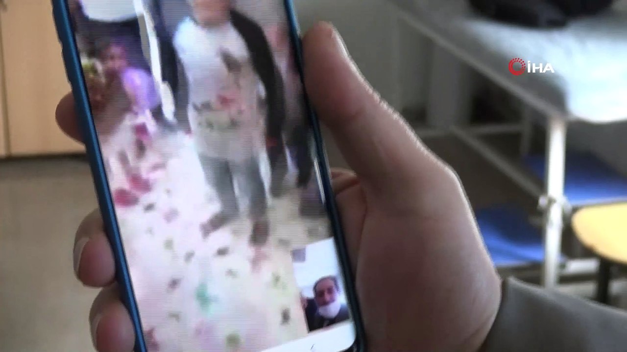 İki aydır yanına gidemediği oğlunun doğum gününü sağlık ocağında kutladı