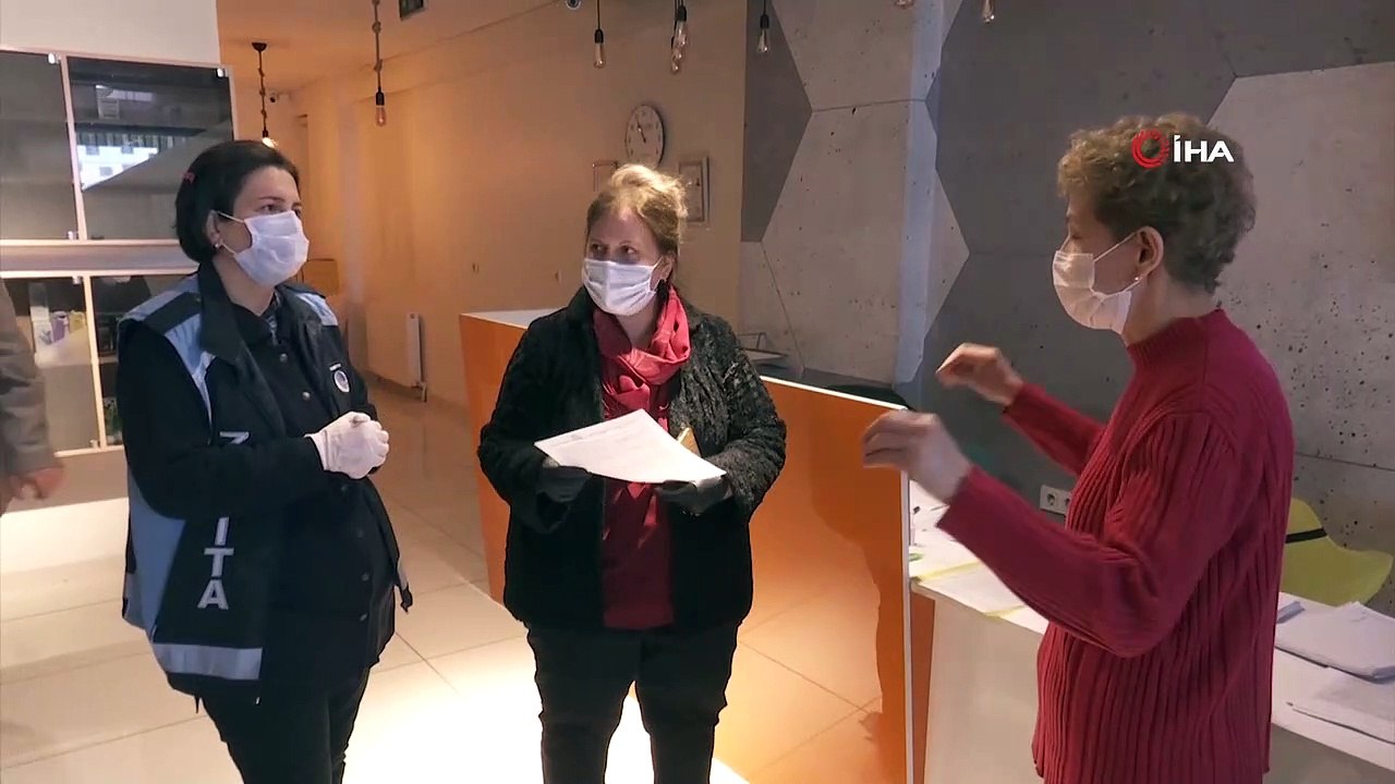 Yakutiye Belediyesi ekiplerince kuaför ve güzellik salonlarını dezenfekte edildi