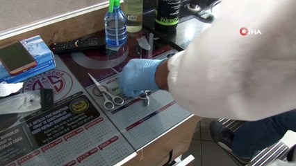 Antalya’da bin 400 berber zamlı tarifeyle ‘makas’ dedi