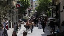 Yunanistan'da alınan tedbirler gevşetilmeye devam ediyor