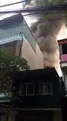 Cháy nhà ở đường Trần Khát Chân- Hà Nội