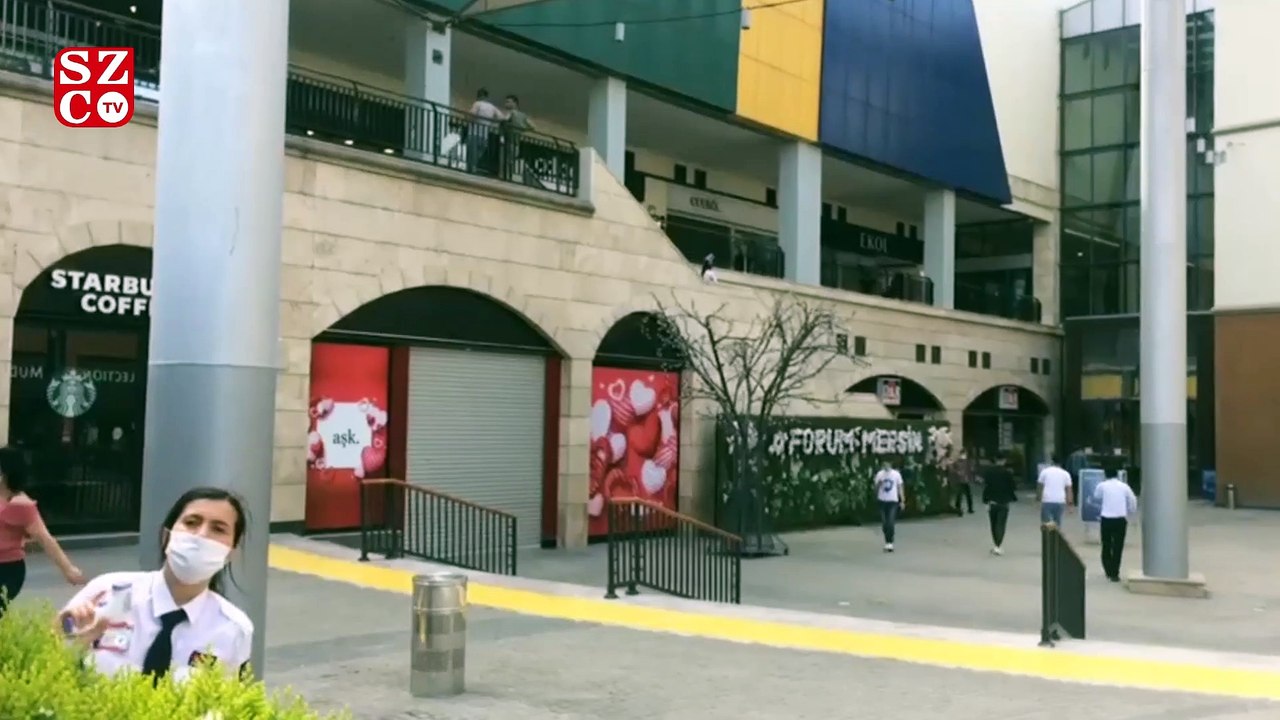 AVM'ler bugün açıldı ancak beklenen ilgiyi görmedi