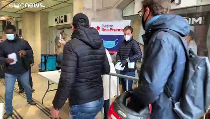 Covid-19: partita la Fase 2 in Francia tra cautela e gioia