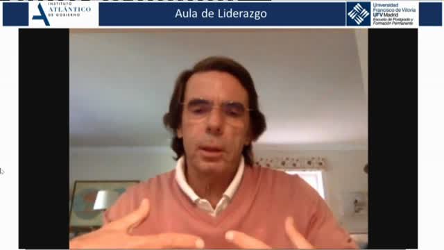 Aznar defiende a Ayuso: En esta historia muchos van a ocupar una página en negro, pero las tuyas saldrán en blanco