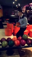 Xui xẻo - Chơi bowling