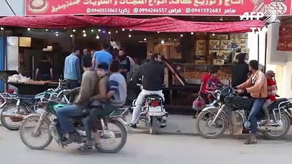 النازحون في إدلب يخشون انتقال كورونا إلى المخيمات