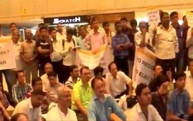 Here's How PMC Bank Customers Reacted On Rs 10,000 Withdrawal Limit