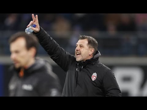 'Futbolli shqiptar është amator', Shakohoxha komenton deklaratën e Rudi Vatës: Nëse s'je i aftë ...