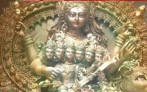 Navratri Fifth Day: Devotees Worship Goddess Durga's Skandmata Form