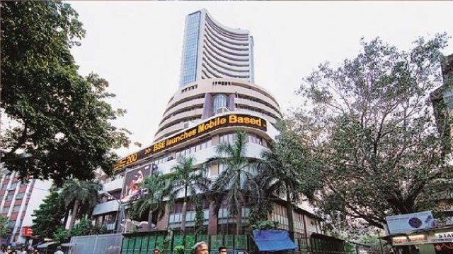 Coronavirus Fear: Sensex Slumps 19,00 Points, Here's Ground Report