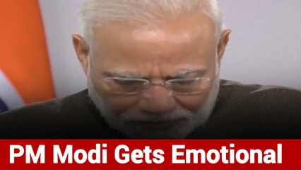 PM Modi Turns Emotional As Lady Says, 'Apko Ishwar Ke Roop Main Dekha'