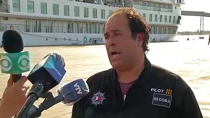 Crucero con casos de covid-19 atraca en Montevideo para evacuar a tripulantes