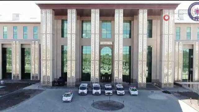 Erzurum Emniyetinden “Hele Dadaş” besteli “Evde kal” çağrısı