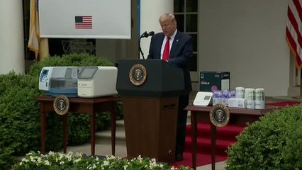 Donald Trump ataca a una periodista al ser preguntado por la cifra de fallecidos en Estados Unidos
