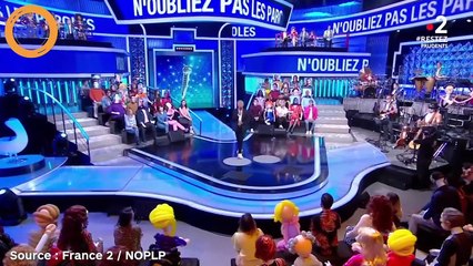 N’oubliez pas les paroles : Nagui a pris les mesures de distanciation sociale très au sérieux  !