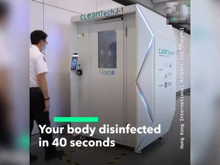 Hong Kong’da dezenfekte kabinleri deneniyor