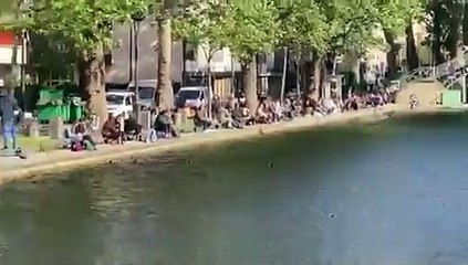 Aucun respect des distances sociales lors du déconfinement sur le Canal Saint-Martin