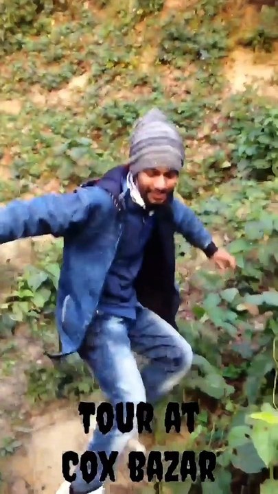 Everest Joy With Friends