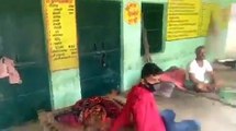 पटना से आये हुए प्रवासी मजदूर गंदगी में रहने को हैं मजबूर