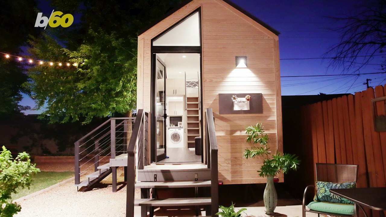 This Pedal-Powered Prototype Crosses a Tiny House with a Tricycle