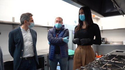 Villacís visita un colegio de La Latina que se convertirá en cocina solidaria