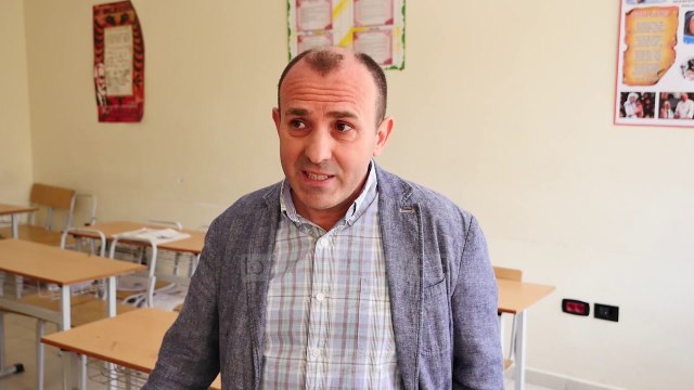 Lushnje/ Dy javë përpara fillimit të shkollës për maturantët, nisin përgatitjet