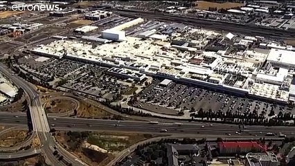 Tesla rouvre son usine californienne malgré l'interdiction