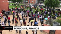 شاهد: احتجاجات أمام مستشفيات فرنسية في أول يوم من تخفيف قيود الإغلاق