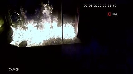 İşyerini kundaklamak isterken kendini böyle yaktı