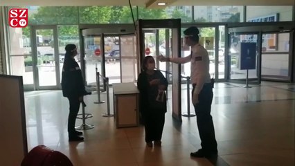 AVM'lerde 3 saat kuralına formül aranıyor