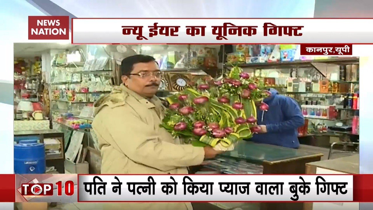 This City Selling Bouquets Decorated With Onion...