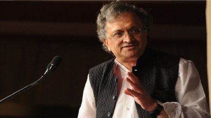 Historian Ramachandra Guha Targets Rahul Gandhi: Here’s His Statement