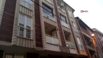 SULTANGAZİ'DE CERRAHİ MASKEYLE KUYUMCUYA GELİP 200 BİN LİRALIK ALTIN ÇALDI