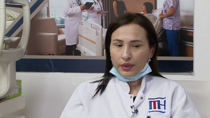 Kampionati duket afër/ Modeli gjerman, futbollistët me maska në stërvitje dhe në distancë