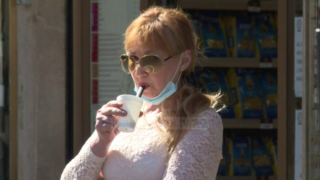 Top News - Hapja e bareve & restoranteve/Jeta në Itali rinis në 18 maj. Hiqen kufizimet & parukeritë