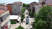 Kocaeli'de 19 Mayıs coşkusu balkonlarda yaşandı