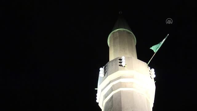 Balkanlar'da Kadir Gecesi dualarla idrak edildi