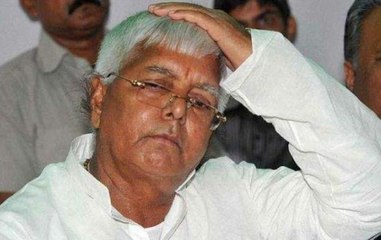 Lalu Prasad Yadav surrenders in CBI court, Rabri Devi resorts to superstitious beliefs